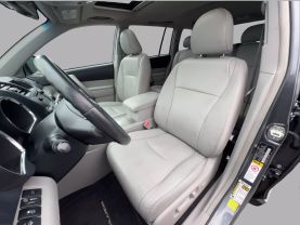 2013 TOYOTA HIGHLANDER SUV V6, 3.5 LITER SE SPORT UTILITY 4D