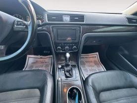 2014 Volkswagen Passat 1.8t Sel Premium Sedan 4d - Image 11