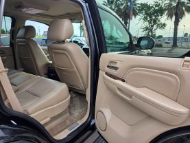 2011 CADILLAC ESCALADE SUV V8, HYBRID, 6.0 LITER HYBRID SPORT UTILITY 4D