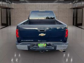 2007 CHEVROLET SILVERADO 2500 HD CREW CAB PICKUP V8, 6.0 LITER LT PICKUP 4D 6 1/2 FT