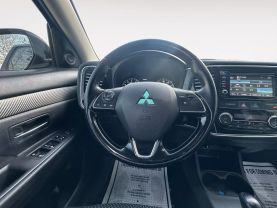 2016 Mitsubishi Outlander Es Sport Utility 4d - Image 12
