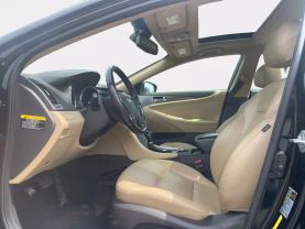 2015 HYUNDAI SONATA SEDAN 4-CYL, HYBRID, 2.4 LITER HYBRID SEDAN 4D