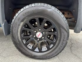 2015 GMC SIERRA 1500 CREW CAB PICKUP V8, ECOTEC3, 5.3 LITER SLE PICKUP 4D 5 3/4 FT