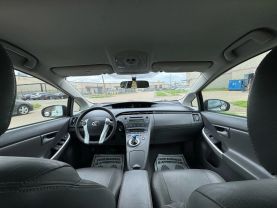 2010 TOYOTA PRIUS HATCHBACK 4-CYL, HYBRID, 1.8 LITER III HATCHBACK 4D