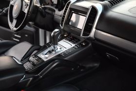 2012 PORSCHE CAYENNE SUV M4851 TURBO