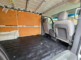 2017 Nissan Nv3500 Hd Cargosl Van 3d - Image 14