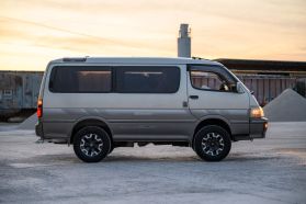 1995 TOYOTA HIACE VAN 1KZ-TE SUPER CUSTOM LIMITED