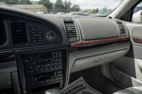 2002 LINCOLN CONTINENTAL SEDAN V8, 4.6 LITER SEDAN 4D