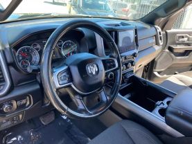 2019 RAM 1500 CREW CAB PICKUP V8, HEMI, 5.7 LITER BIG HORN PICKUP 4D 5 1/2 FT