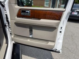 2013 LINCOLN NAVIGATOR SUV V8, FLEX FUEL, 5.4 LITER SPORT UTILITY 4D