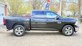 2017 Ram 1500 Crew Cab - Image 9