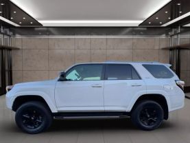 2016 TOYOTA 4RUNNER SUV V6, 4.0 LITER SR5 SPORT UTILITY 4D