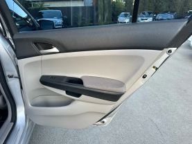 2011 HONDA ACCORD SEDAN 4-CYL, VTEC, 2.4 LITER LX-P SEDAN 4D