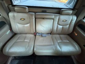 2002 CHEVROLET AVALANCHE 2500 SPORT UTILITY PICKUP 4D