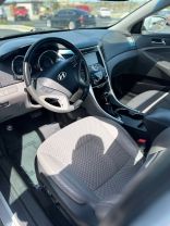 2011 HYUNDAI SONATA SEDAN 4-CYL, 2.4 LITER SE SEDAN 4D - The Auto Lot