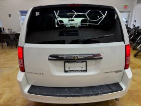 2010 CHRYSLER TOWN & COUNTRY