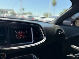 2017 DODGE CHALLENGER COUPE V8, HEMI, MDS, 5.7 LITER R/T COUPE 2D