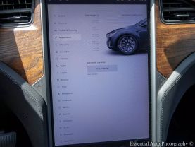 -2018 Tesla Model X - Image 21