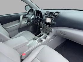 2013 TOYOTA HIGHLANDER SUV V6, 3.5 LITER SE SPORT UTILITY 4D