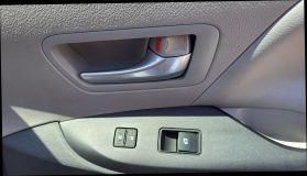 2015 Toyota Sienna Le Minivan 4d - Image 27