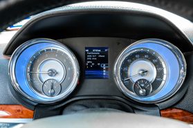 2014 Chrysler 300 - Image 22