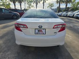 2012 TOYOTA CAMRY SEDAN 4-CYL, HYBRID, 2.5 LITER LE HYBRID SEDAN 4D