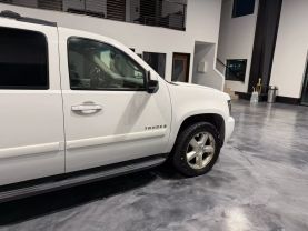 2007 CHEVROLET TAHOE SUV V8, FFV, 5.3 LITER LT SPORT UTILITY 4D