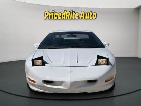 1995 PONTIAC FIREBIRD HATCHBACK V8, 5.7 LITER FORMULA HATCHBACK 2D