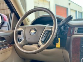 2010 CHEVROLET SUBURBAN 1500 SUV V8, FLEX FUEL, 5.3 LITER LT SPORT UTILITY 4D