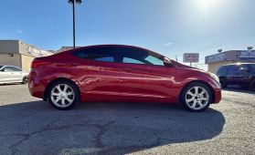 2013 HYUNDAI ELANTRA SEDAN 4-CYL, PZEV, 1.8 LITER LIMITED SEDAN 4D
