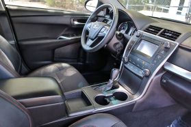2017 TOYOTA CAMRY