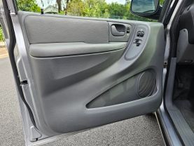 2005 DODGE GRAND CARAVAN PASSENGER SXT MINIVAN 4D