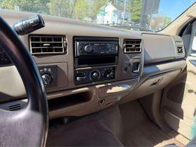 2001 FORD F250 SUPER DUTY SUPER CAB PICKUP V8, 5.4 LITER LONG BED