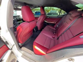 2018 LEXUS IS