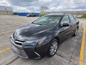 2016 Toyota Camry Hybrid - Image 3
