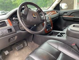 2009 CHEVROLET SUBURBAN 1500 SUV V8, FLEX FUEL, 5.3 LITER LT SPORT UTILITY 4D