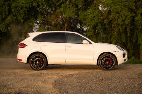 2012 PORSCHE CAYENNE SUV M4851 TURBO