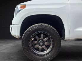 2016 TOYOTA TUNDRA CREWMAX PICKUP V8, FLEX FUEL, 5.7 LITER SR5 PICKUP 4D 5 1/2 FT