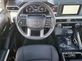 2024 TOYOTA TACOMA DOUBLE CAB PICKUP
