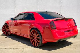 2014 Chrysler 300 - Image 10