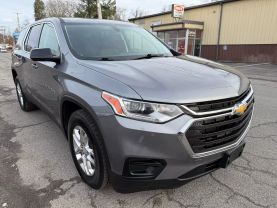 2020 CHEVROLET TRAVERSE SUV V6, 3.6 LITER LS SPORT UTILITY 4D