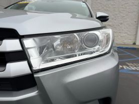 2018 TOYOTA HIGHLANDER XLE SPORT UTILITY 4D