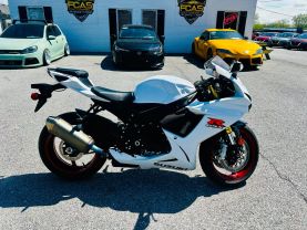 2017 SUZUKI GSX-R750L7 SPORTBIKES - -