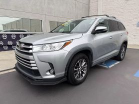 2018 TOYOTA HIGHLANDER XLE SPORT UTILITY 4D
