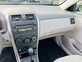 2009 TOYOTA COROLLA