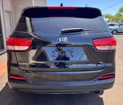 2018 KIA SORENTO SUV V6, GDI, 3.3 LITER LX SPORT UTILITY 4D