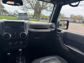 2015 JEEP WRANGLER SUV V6, 3.6 LITER UNLIMITED SPORT SUV 4D