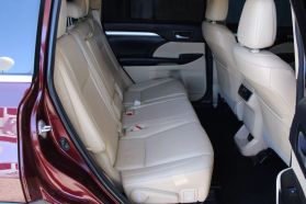 2015 Toyota Highlander - Image 24