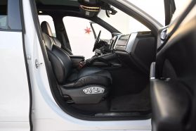 2012 PORSCHE CAYENNE SUV M4851 TURBO