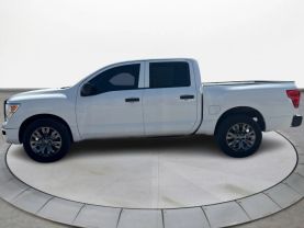 2023 NISSAN TITAN CREW CAB